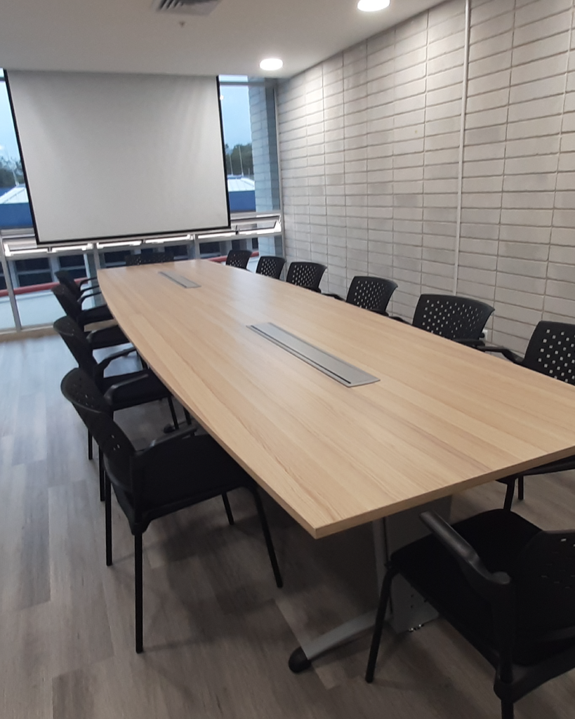 Los 4 tipos de salas de juntas que marcarán el 2026